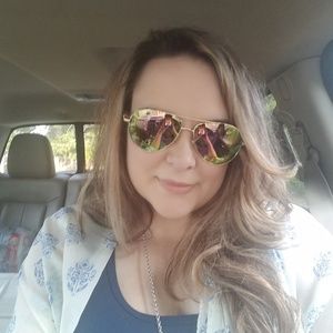 Meet your Posher, Jennifer